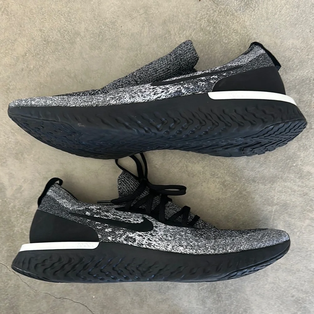 Nike sneakers  Black and Gray Knit Sneakers size 11
